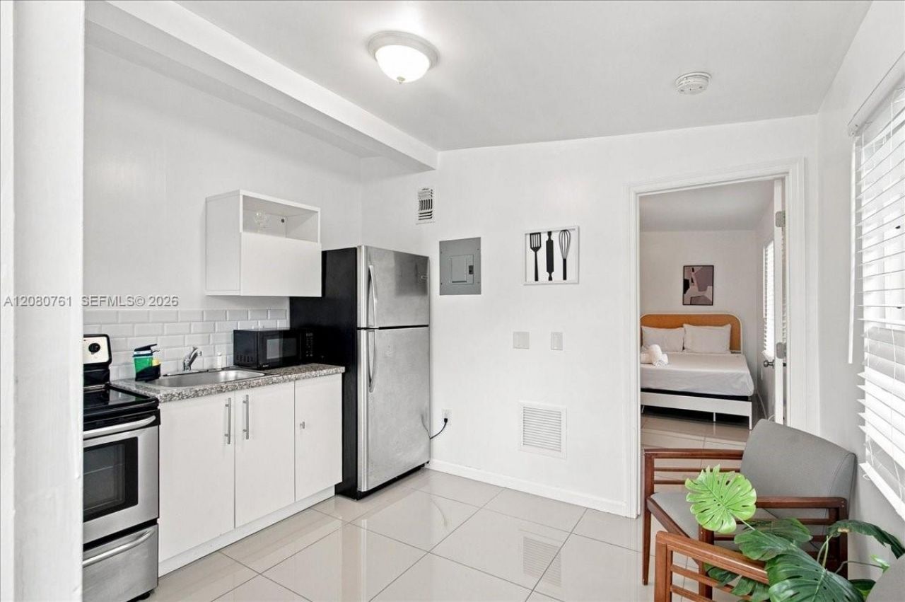268 NW 34th St, Miami, FL 33127 Photo