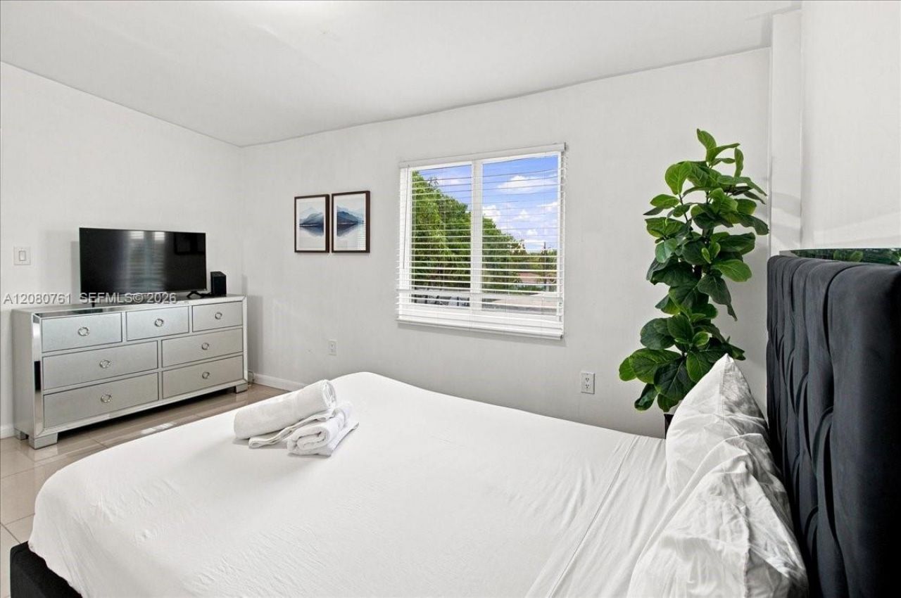 268 NW 34th St, Miami, FL 33127 Photo