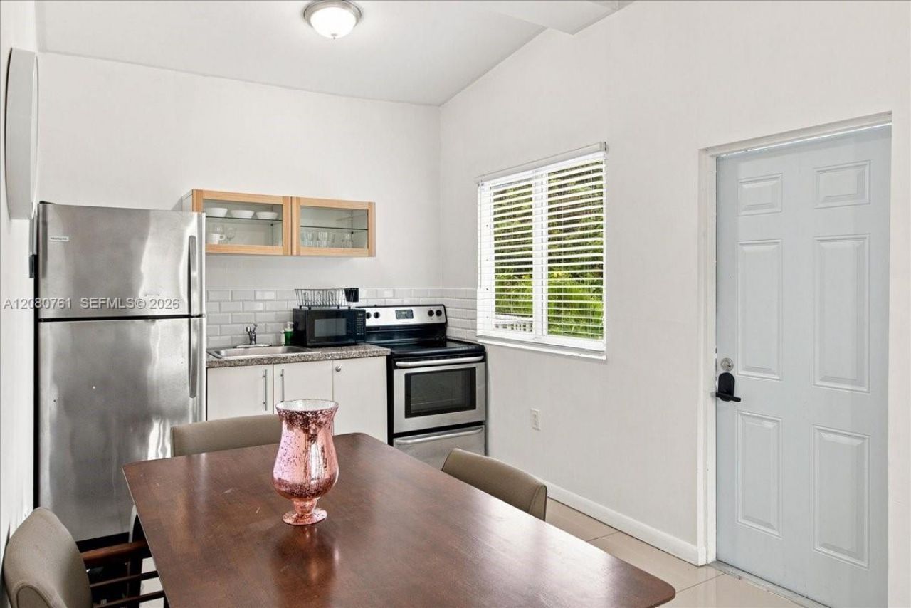 268 NW 34th St, Miami, FL 33127 Photo