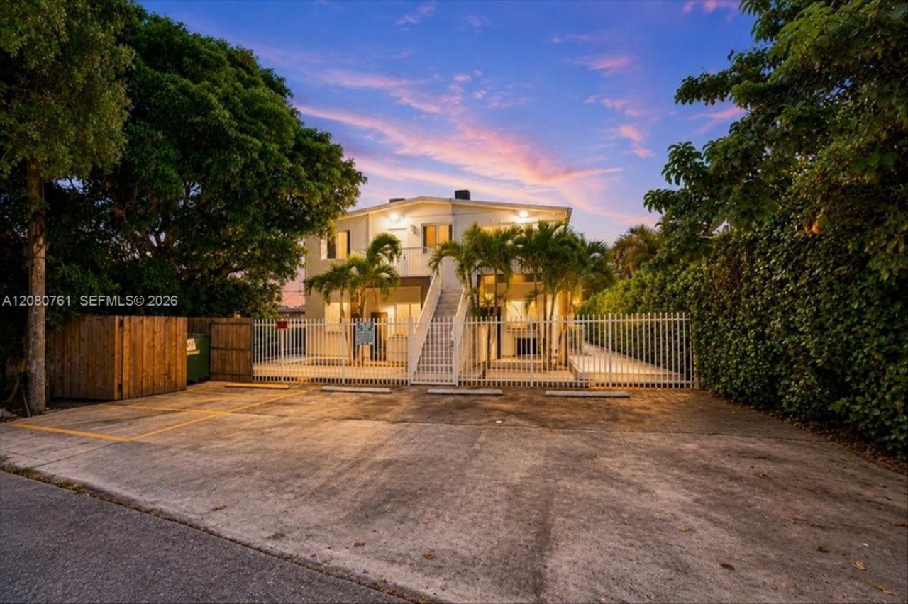 268 NW 34th St, Miami, FL 33127 Photo