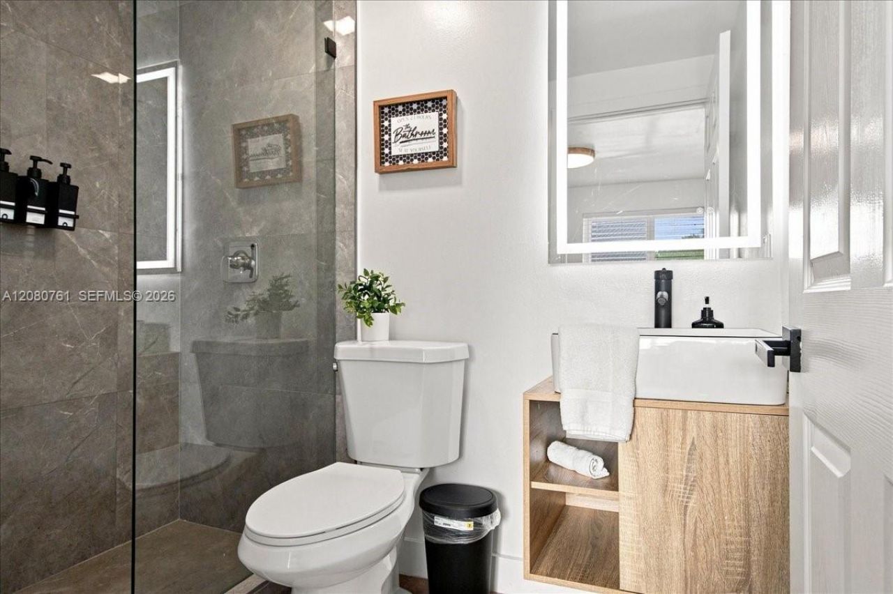 268 NW 34th St, Miami, FL 33127 Photo