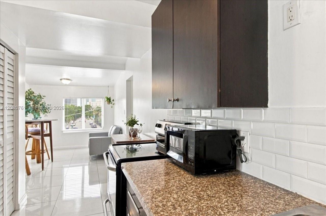 268 NW 34th St, Miami, FL 33127 Photo
