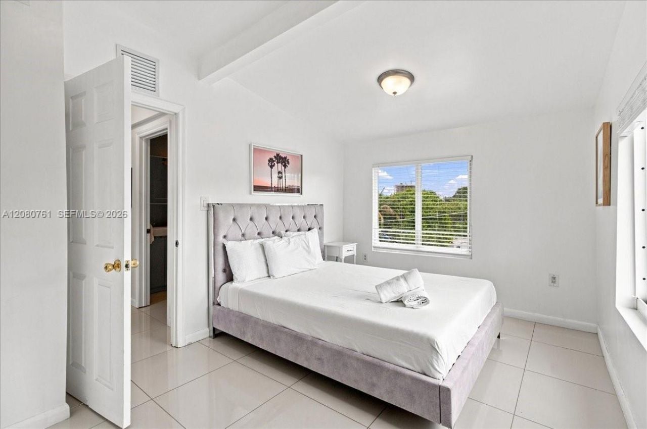 268 NW 34th St, Miami, FL 33127 Photo