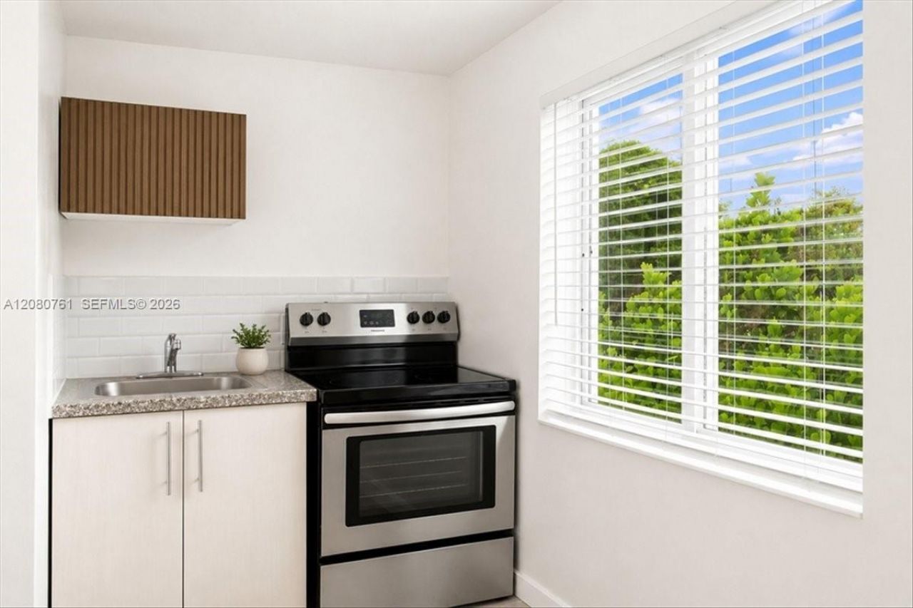 268 NW 34th St, Miami, FL 33127 Photo