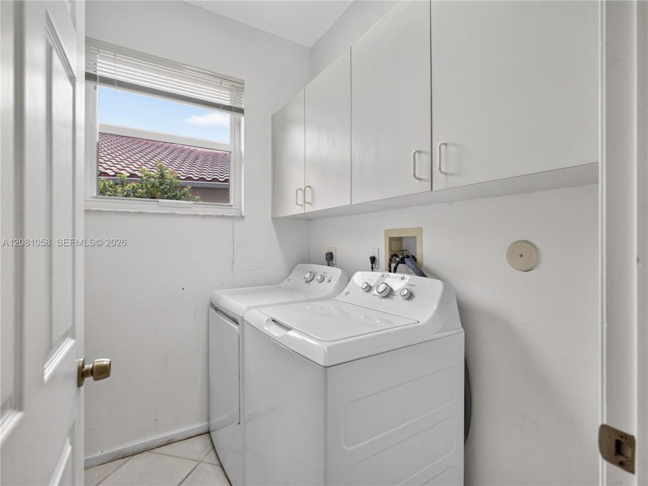 3098 Lakewood Cir, Weston, FL 33332 Photo