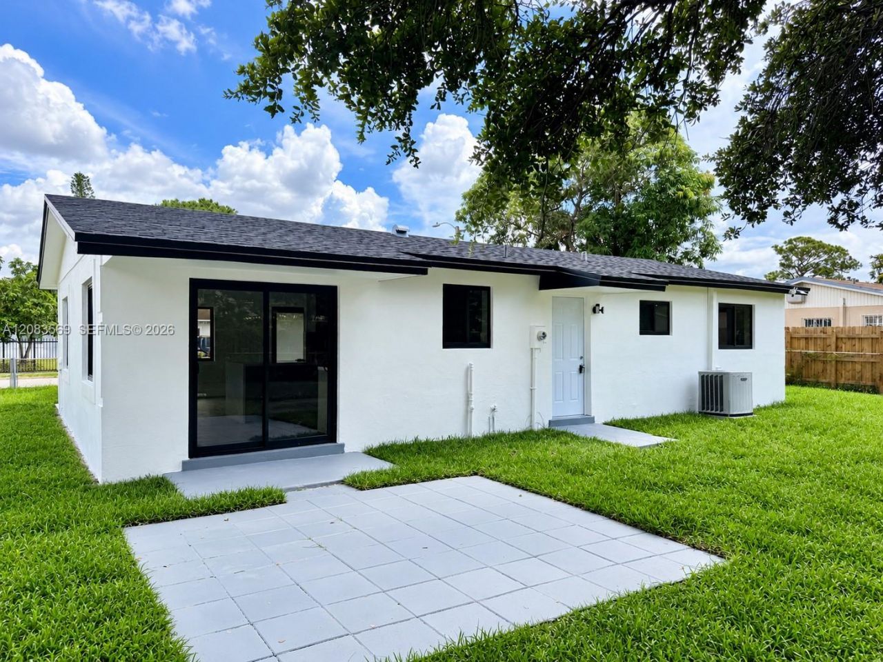 3820 NW 210th Ter , Miami Gardens, FL 33055 Photo