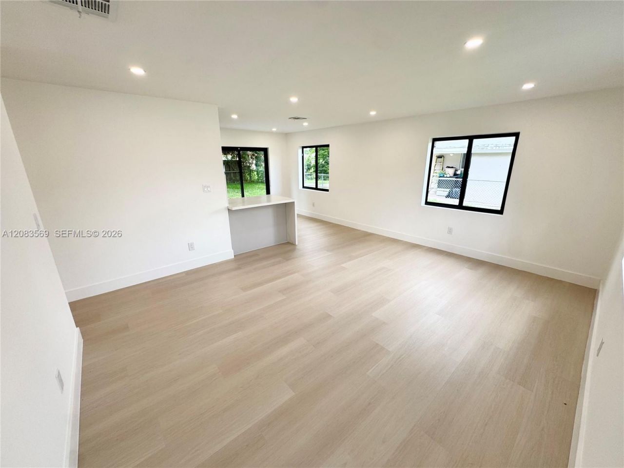 3820 NW 210th Ter , Miami Gardens, FL 33055 Photo