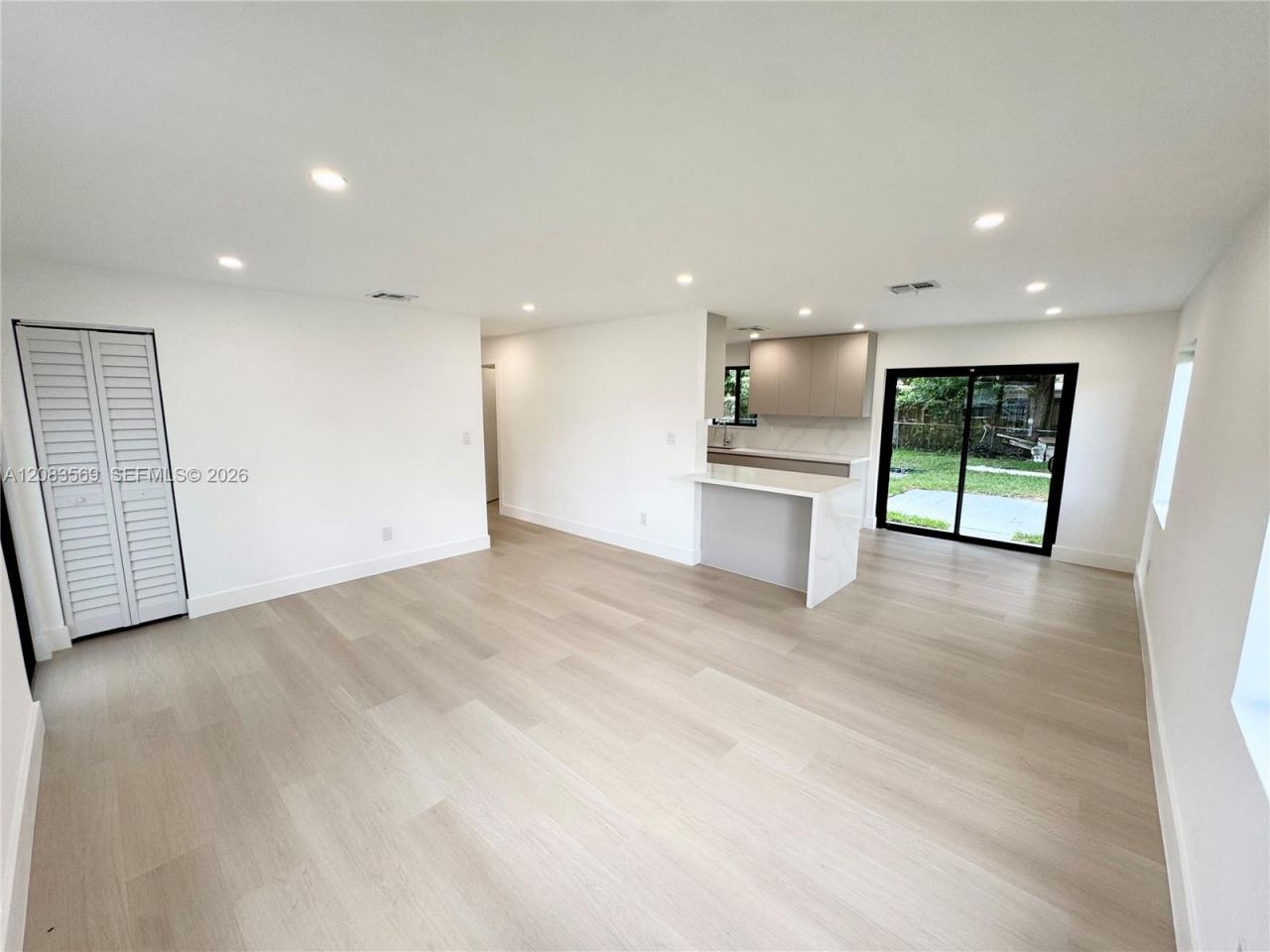 3820 NW 210th Ter , Miami Gardens, FL 33055 Photo