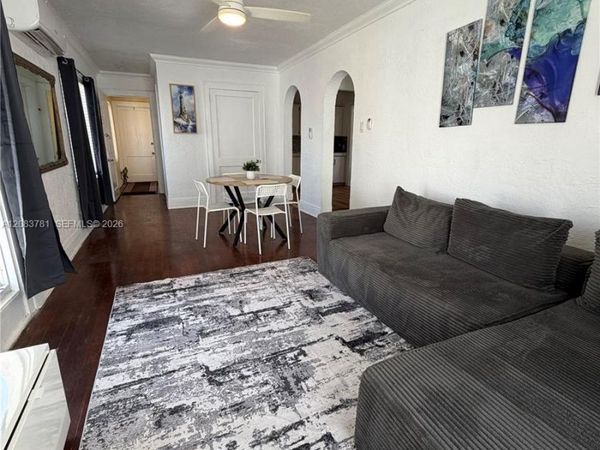 817 Tyler St, Unit 8, Hollywood, FL 33019