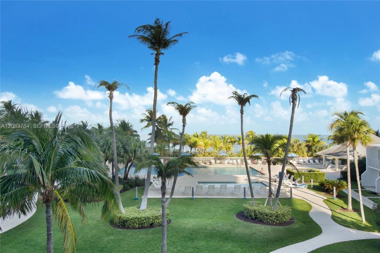 881 Ocean Dr , Unit 25E, Key Biscayne, FL 33149 Photo