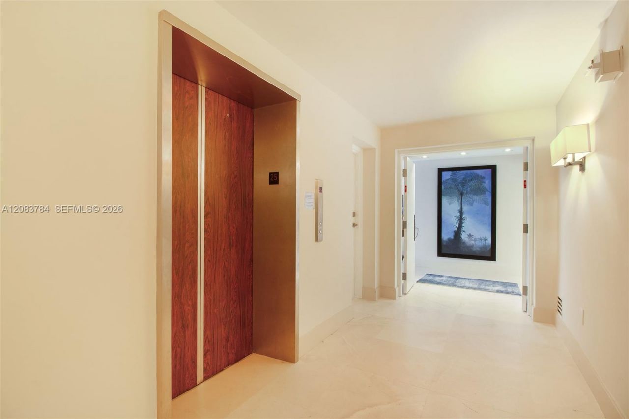 881 Ocean Dr , Unit 25E, Key Biscayne, FL 33149 Photo