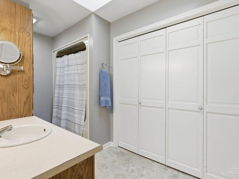 11809 Cloverlick Drive, Clark Township, OH 45106 Photo 45