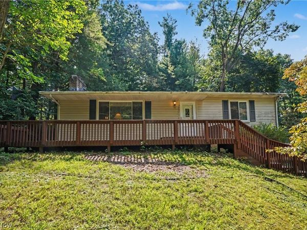 3087 Tower Hill Drive , Akron, OH 44319