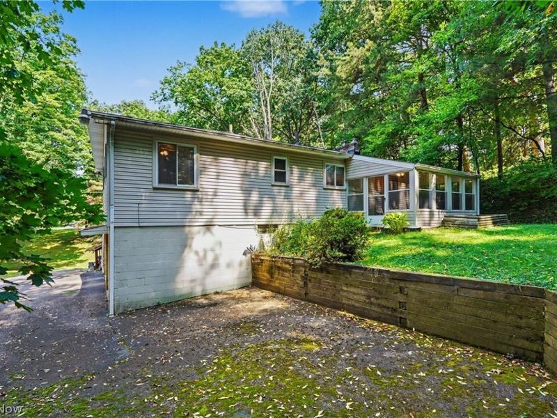 3087 Tower Hill Drive, Akron, OH 44319 Photo 6