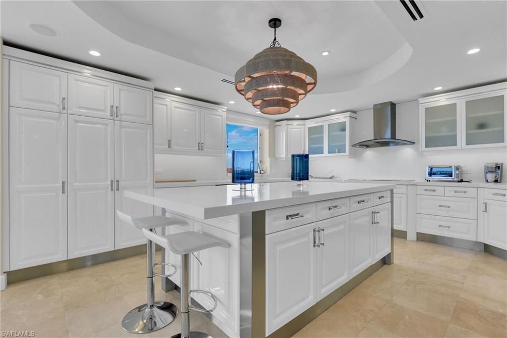 9811 Gulf Shore Dr , Unit PH 2, Naples, FL 34108 Photo