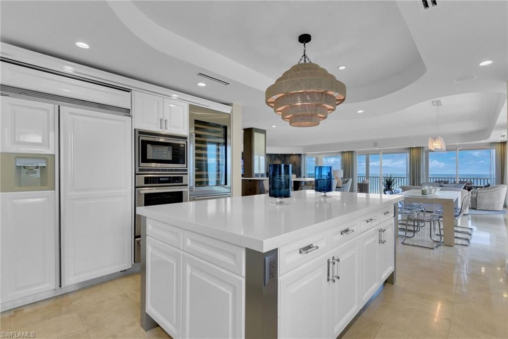 9811 Gulf Shore Dr , Unit PH 2, Naples, FL 34108 Photo