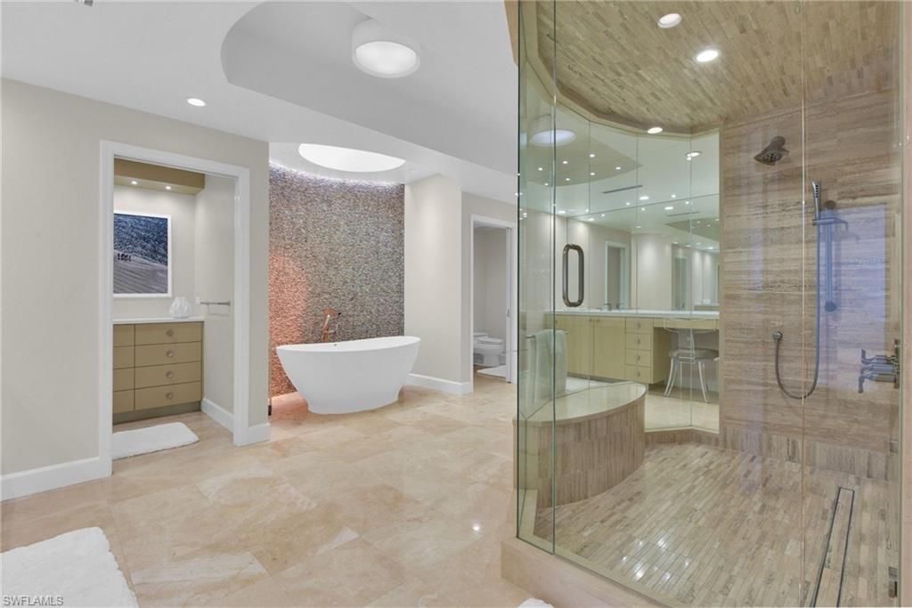 9811 Gulf Shore Dr , Unit PH 2, Naples, FL 34108 Photo