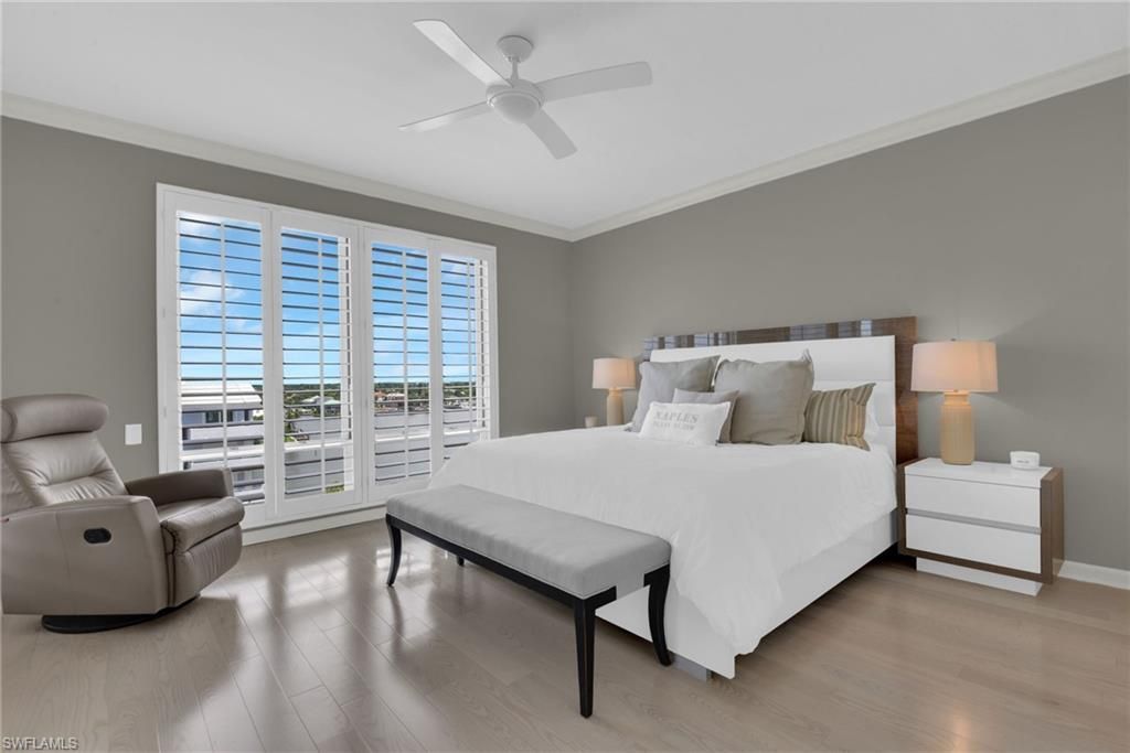 9811 Gulf Shore Dr , Unit PH 2, Naples, FL 34108 Photo