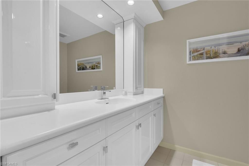 9811 Gulf Shore Dr , Unit PH 2, Naples, FL 34108 Photo