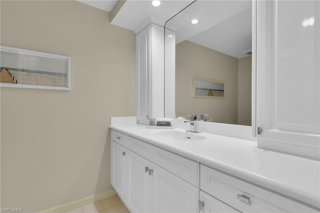 9811 Gulf Shore Dr , Unit PH 2, Naples, FL 34108 Photo