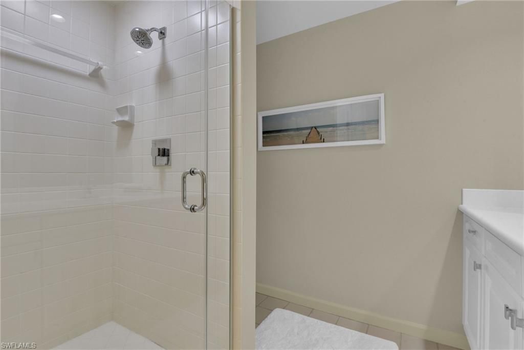 9811 Gulf Shore Dr , Unit PH 2, Naples, FL 34108 Photo