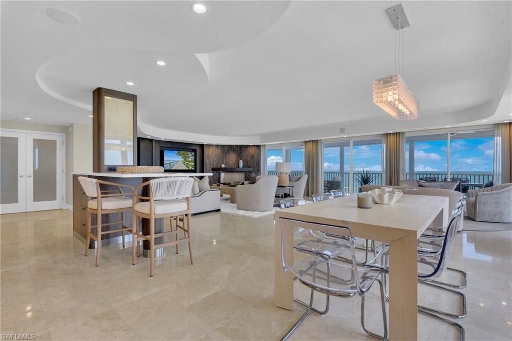 9811 Gulf Shore Dr , Unit PH 2, Naples, FL 34108 Photo