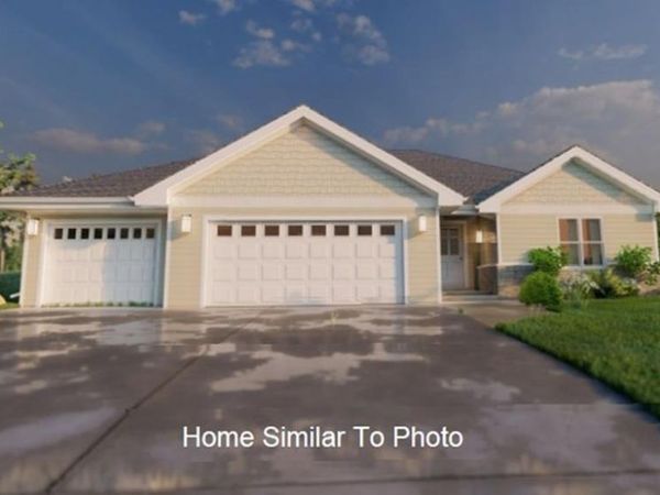 1674 FRONTIER ROAD, Luxemburg, WI 54217