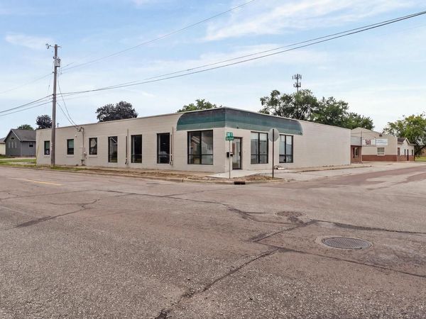 2600 Ward AVENUE, La Crosse, WI 54601