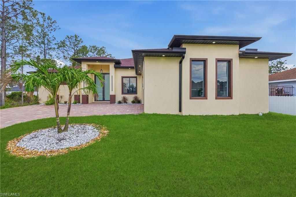 2809 7th St Sw, Lehigh Acres, FL 33976 Photo
