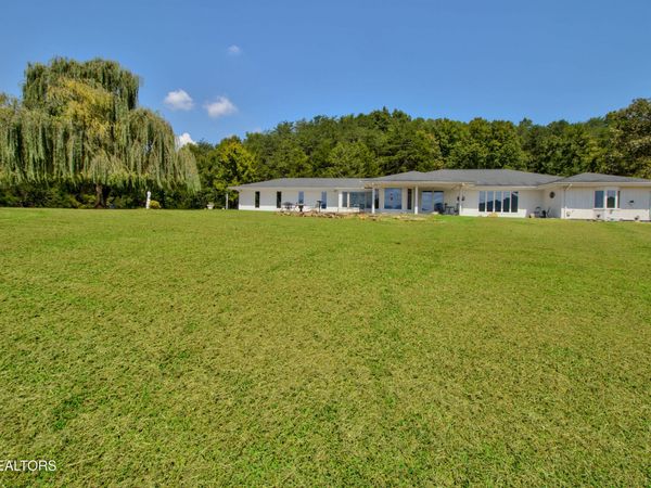 110 Rankin Hill Rd, Newport, TN 37821