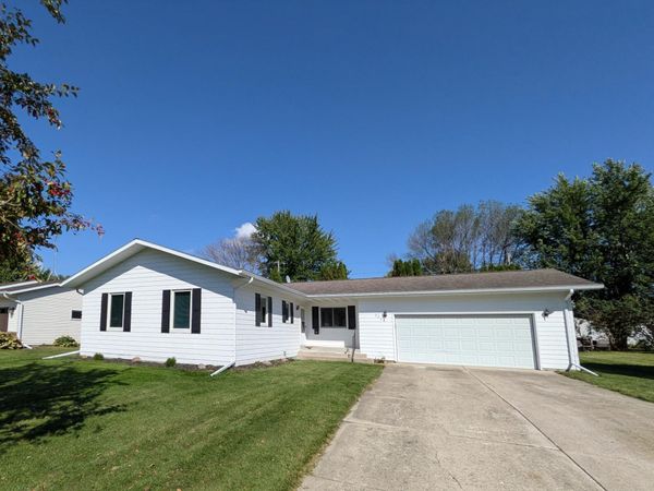 2265 4th Avenue SE, Owatonna, MN 55060