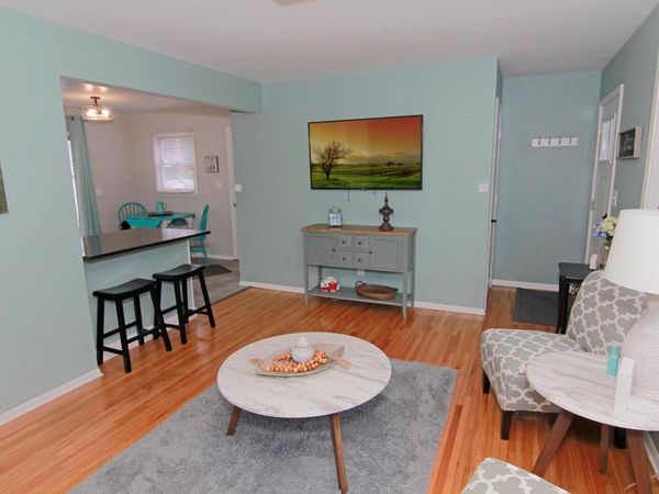5619 Vera Cruz Avenue N, Crystal, MN 55429