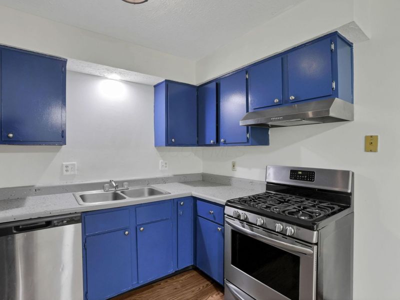 2418 Carolina Avenue, Unit 5, Columbus, OH 43229 Photo 18