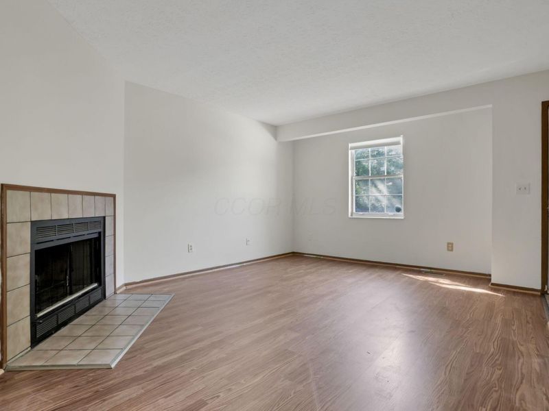2418 Carolina Avenue, Unit 5, Columbus, OH 43229 Photo 7