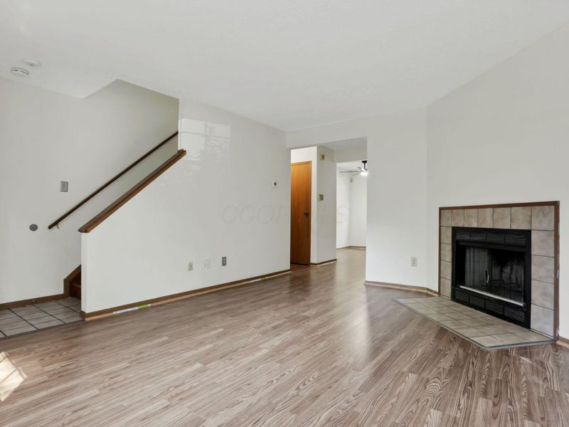 2418 Carolina Avenue, Unit 5, Columbus, OH 43229 Photo 9