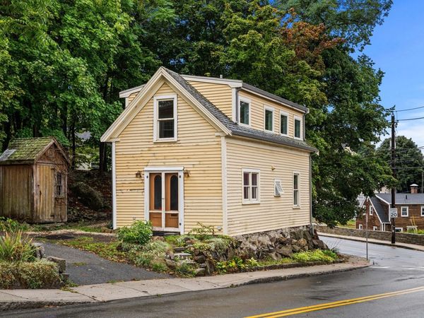 1105 Washington, Gloucester, MA 01930