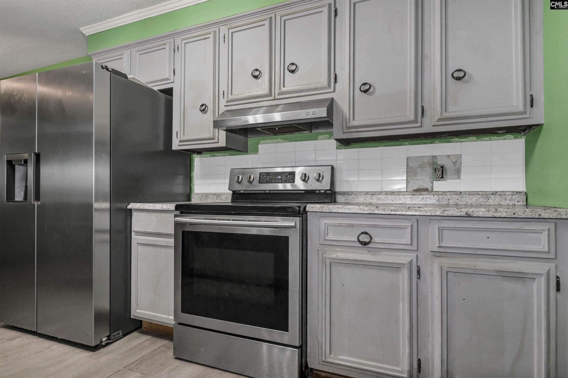 100 Sheridan Drive  Photo 7