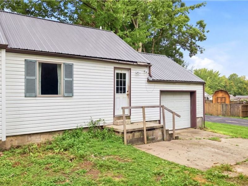 3470 Roseview Drive SE, Hubbard, OH 44425 Photo 4