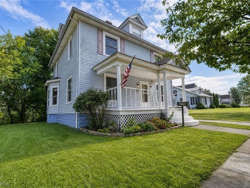 679 Main Street, Conneaut, OH 44030 Photo 2