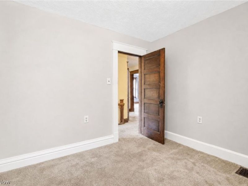 679 Main Street, Conneaut, OH 44030 Photo 26