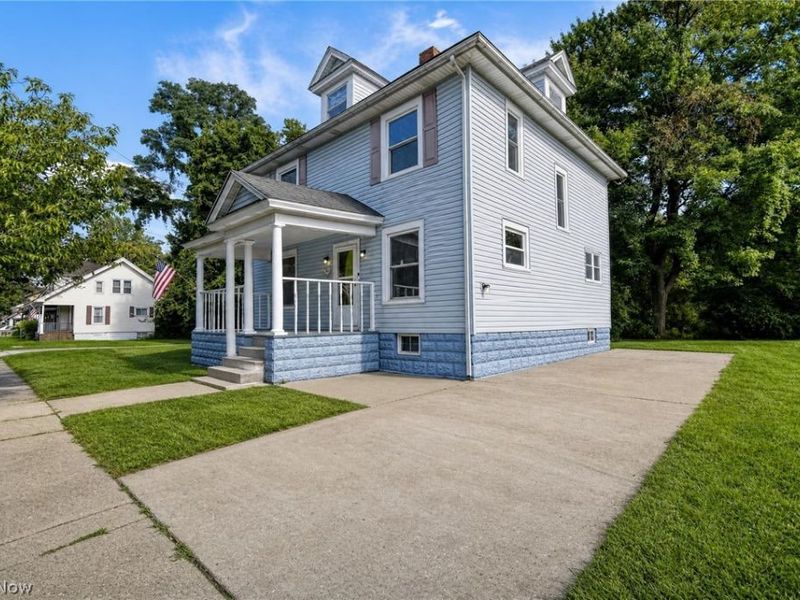 679 Main Street, Conneaut, OH 44030 Photo 3