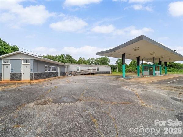 1168 W Main Street , Forest City, NC 28043