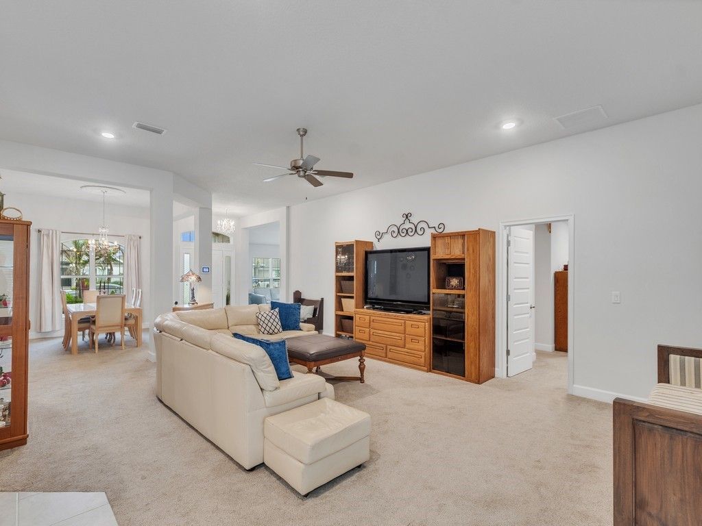 8332 Amalfi Circle, Fort Pierce, FL 34951 Photo