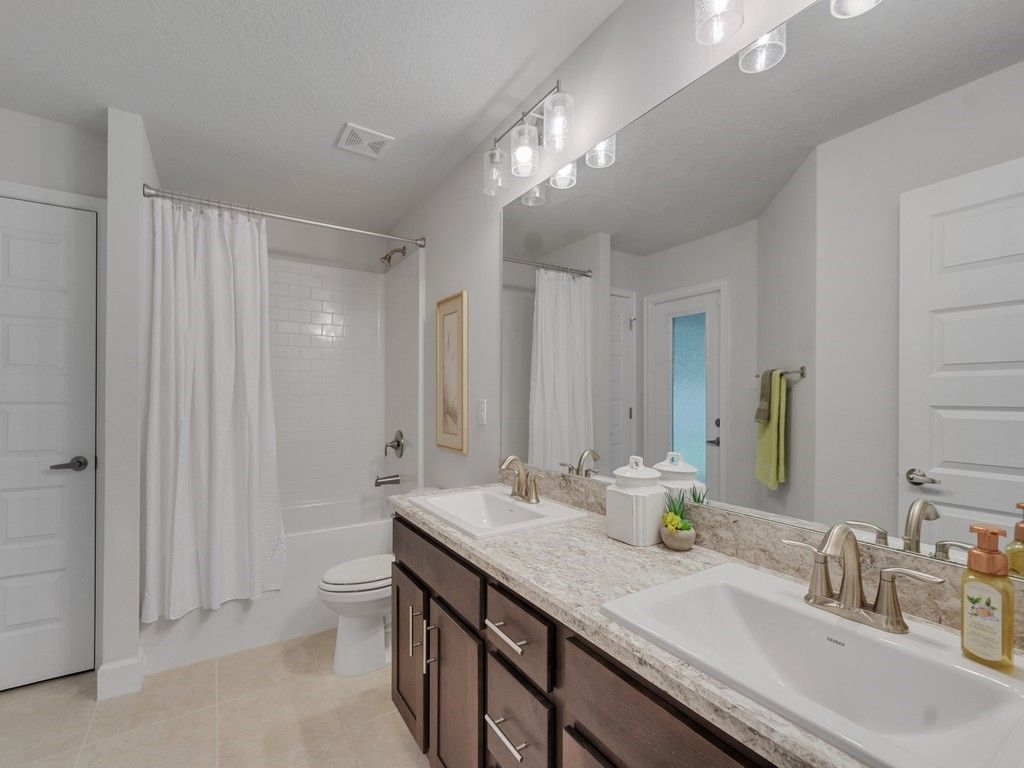 8332 Amalfi Circle, Fort Pierce, FL 34951 Photo