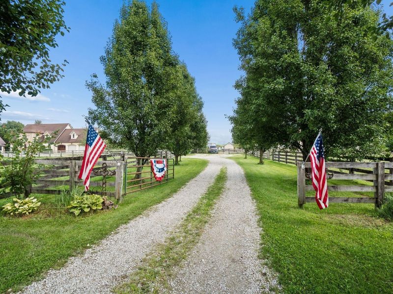 201 S State Route 605, Sunbury, OH 43074 Photo 4