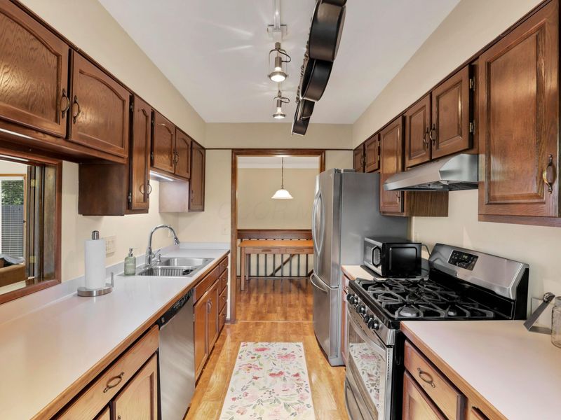 3151 Rivermill Drive, Unit 13, Columbus, OH 43220 Photo 14