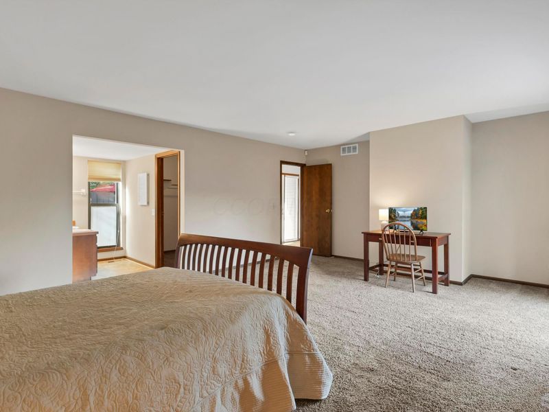 3151 Rivermill Drive, Unit 13, Columbus, OH 43220 Photo 19