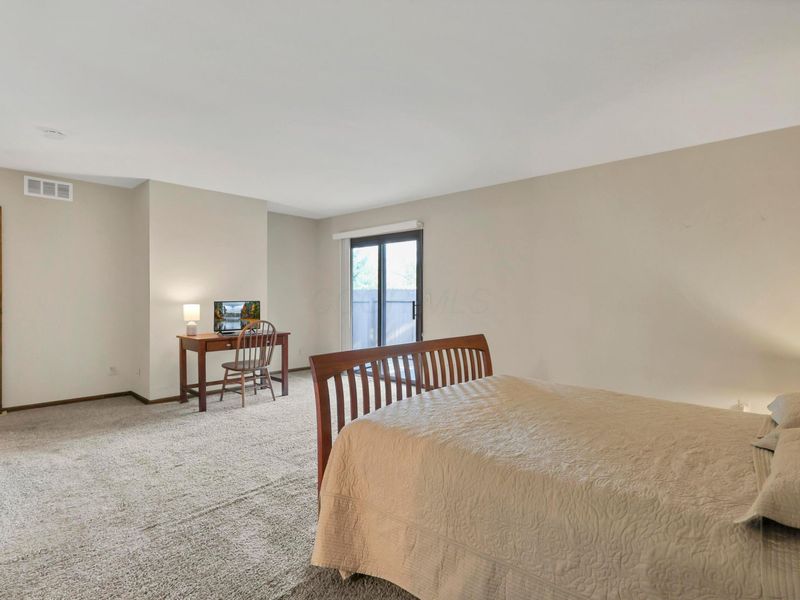 3151 Rivermill Drive, Unit 13, Columbus, OH 43220 Photo 20