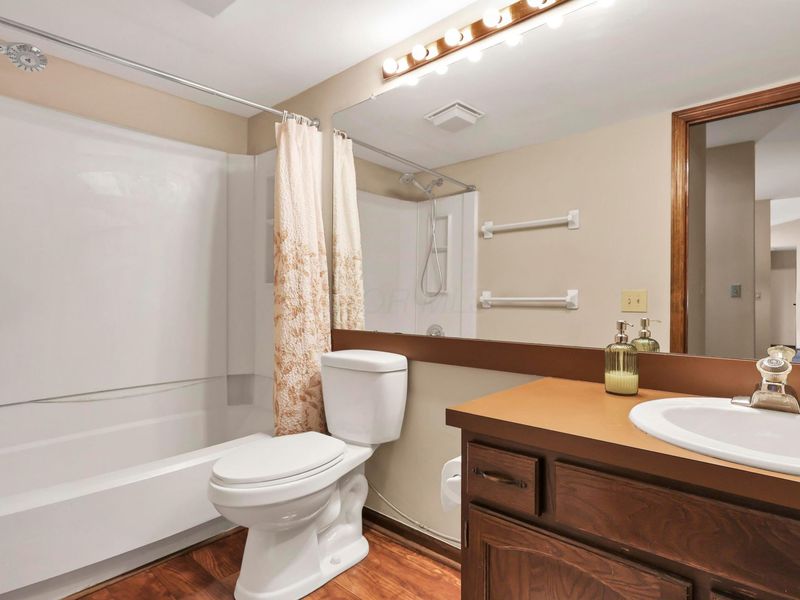 3151 Rivermill Drive, Unit 13, Columbus, OH 43220 Photo 26