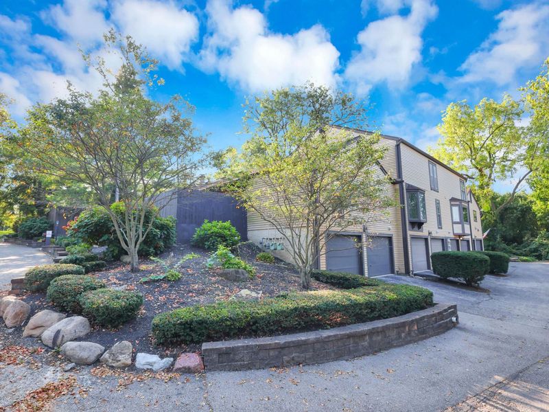 3151 Rivermill Drive, Unit 13, Columbus, OH 43220 Photo 36